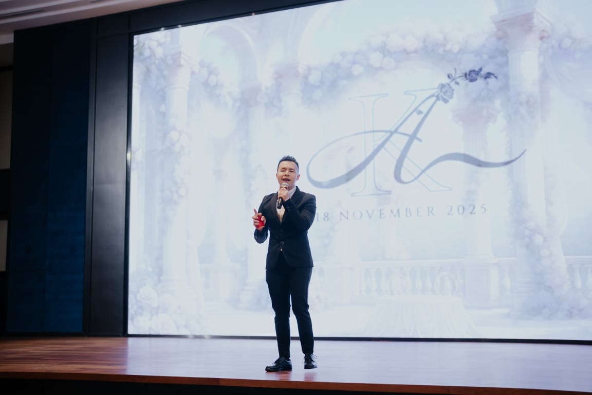 婚礼主持现场照片 1